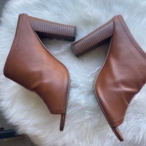Brown Leather Mules Open Toe Chucky Heel Fall Heels Sz 8.5 Target Brand